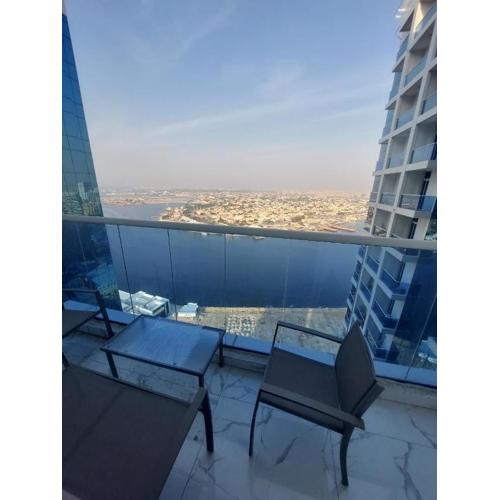 Oasis tower family apartment 2302