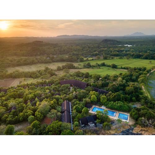 Occidental Paradise Dambulla