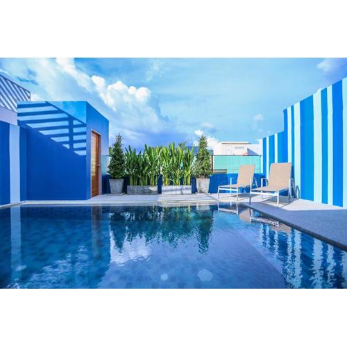 Ocean and Ole Patong