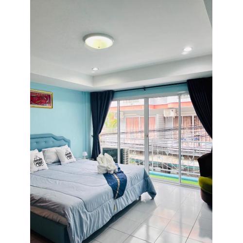 Ocean Blue Huahin Guesthouse