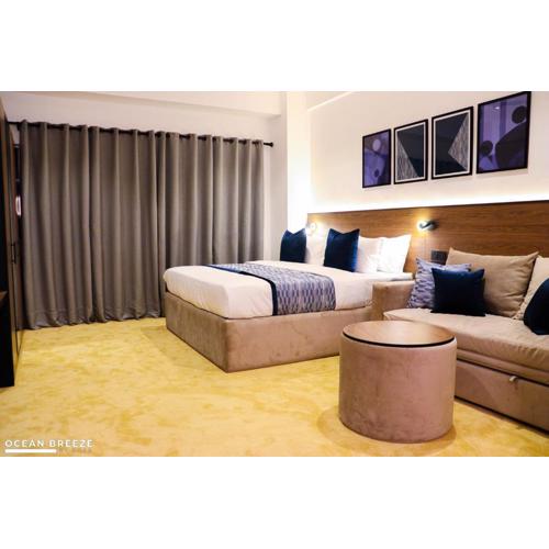 Ocean Breeze by DOXA