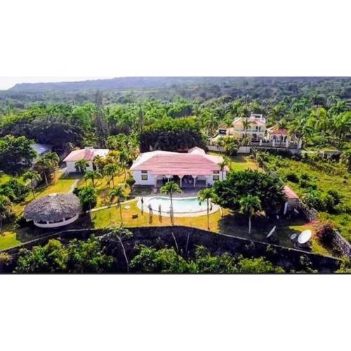 Ocean Breeze Villa Carismar