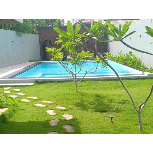 Ocean View tourist guest house at Negombo beach near the airport