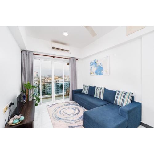 Oceanfront apartment with beach access