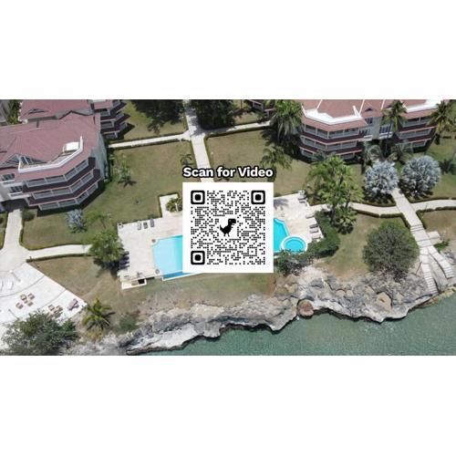 Oceanfront Hispaniola Apartment