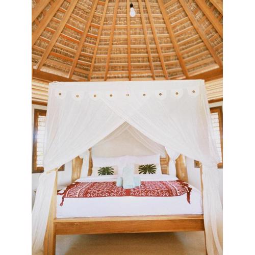 Oeseli Beach Bungalow