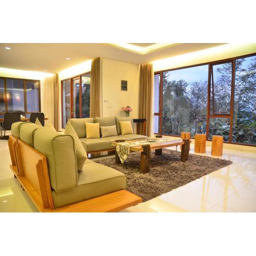 Ohara City View Villa 5 bedrooms with a private heated swimming pool