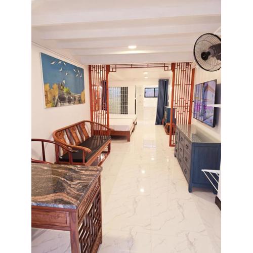 Old Sрice 1 Sizzling Studio Queen Twin - No Stairs