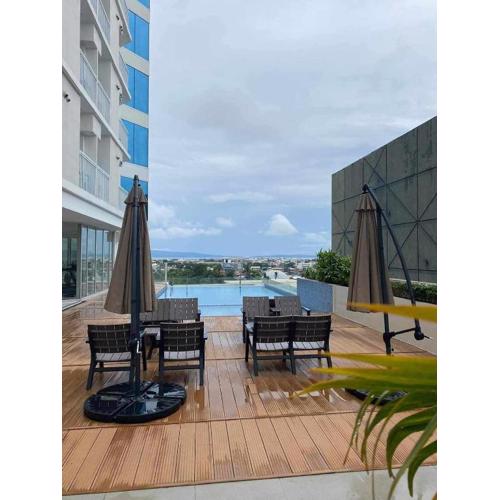 Olivia's Staycation 1827