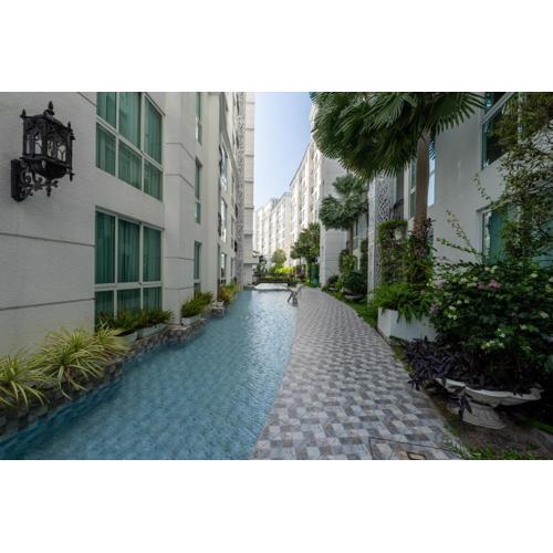 Olympus City garden by lsqstays