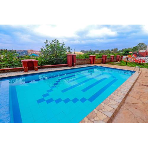 One bed airbnb with pool by Omuts