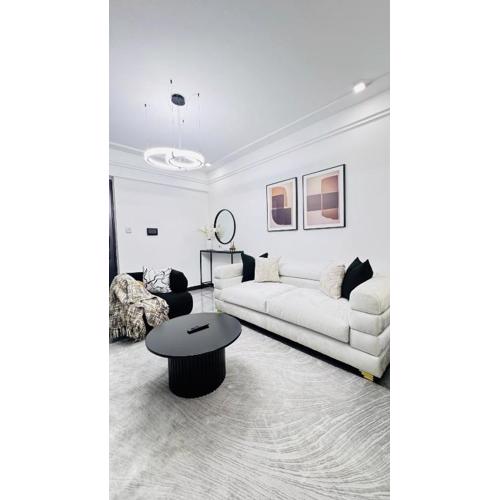 One bedroom Lavington with pool & Gym