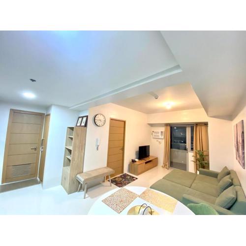 One Br with Balcony at East Gate