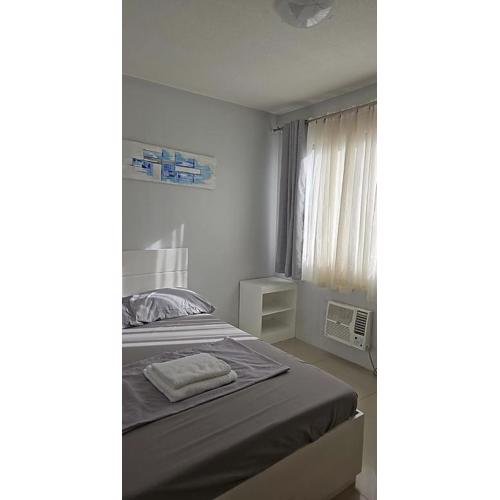 One oasis 3rdfloor with balcony 2br