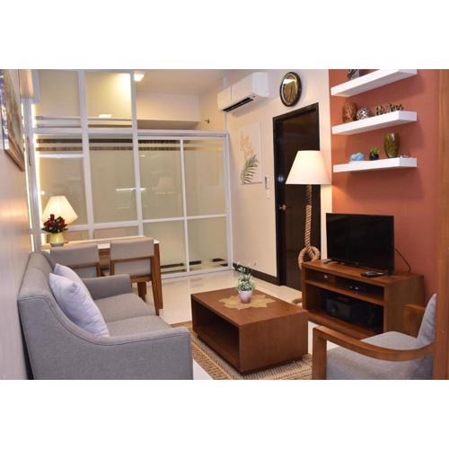 One Pacific Residence Condominium Tower C-17F