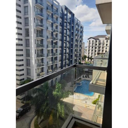 One Palm Tree Villas-Kenzie Place Terminal 3 Airport