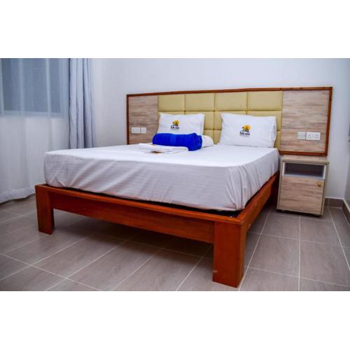 One pretty Bedroom Shanzu