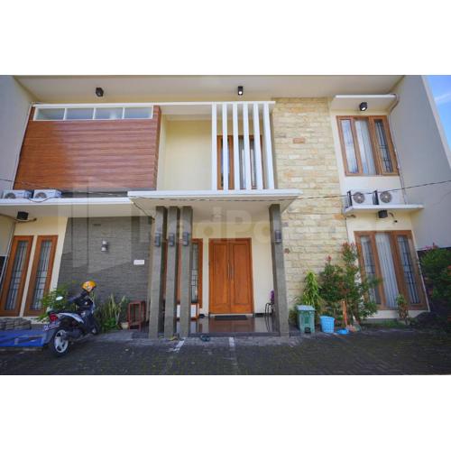 One & Quin Guest House Syariah Mitra RedDoorz