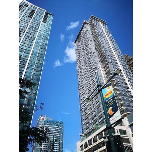 ONE UPTOWN （BGC）