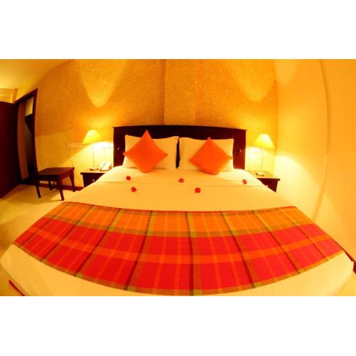 Opulent River Face Hotel