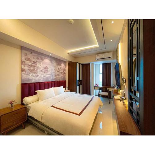 Oriental La Casa V at Anderson