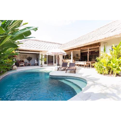 Orora villa 3 bedrooms Canggu Pantai Batu Bolong