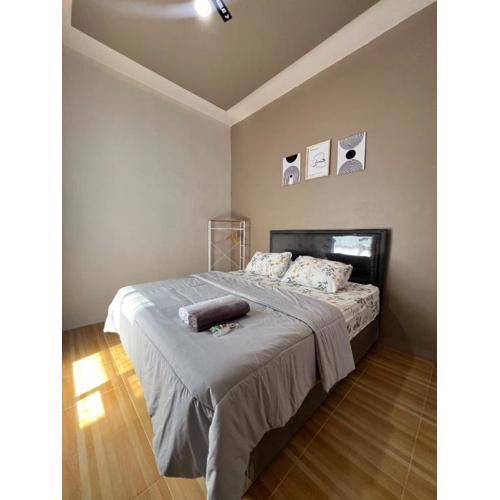 OSH! Omah Syariah Homestay