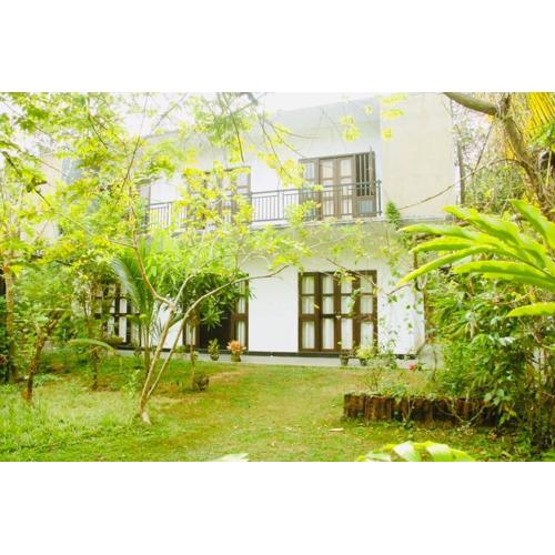 Out Of Rupeace Hostel Unawatuna