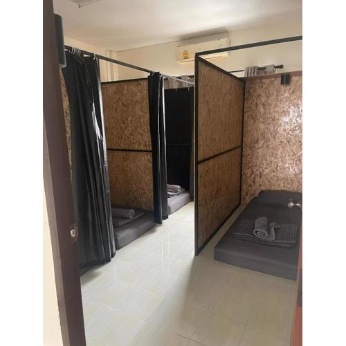 Outback Hostel & Community