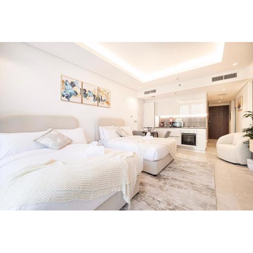 Outstanding New Studio With 2 Double Beds,In Downtown