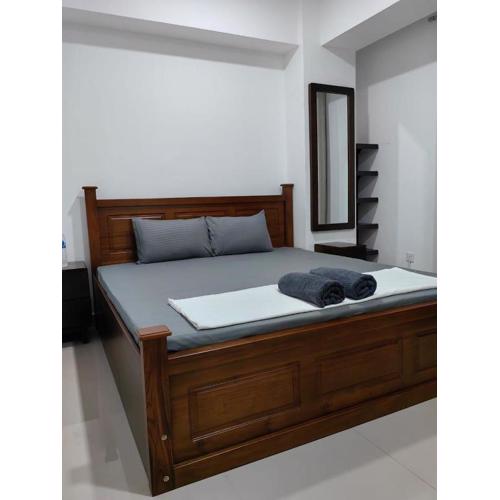 Oval View by CityScape