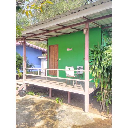 บ้านสวนนกโฮมสเตย์ OWLHOUSE