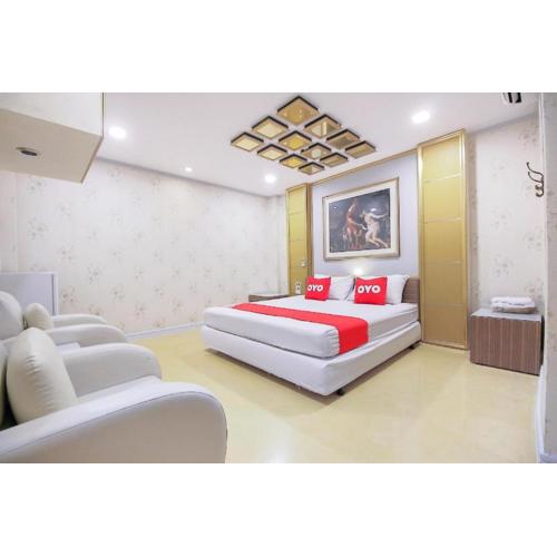 OYO 1002 Pinklao Resort