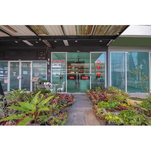 OYO 1162 Chalong Home Place