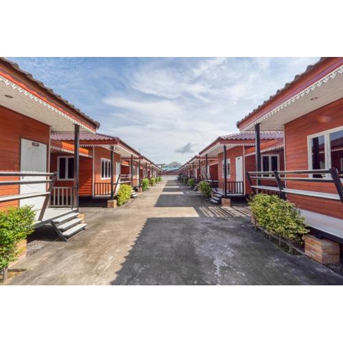 OYO 1166 Train Way Resort