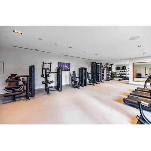 OYO 1349 Home Burj Crown Luxury 1Bed Apartment