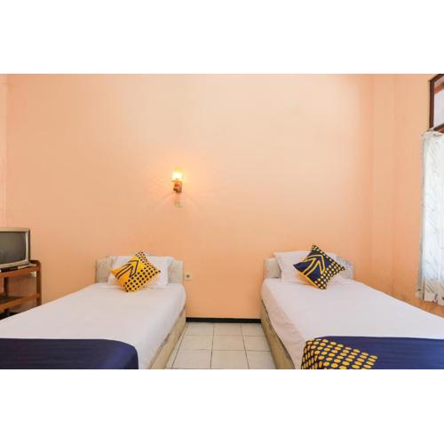 OYO 2465 Hotel Raung View