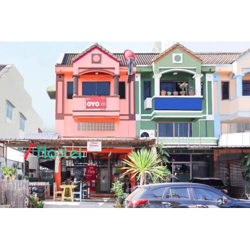 OYO 586 I Hostel Phuket