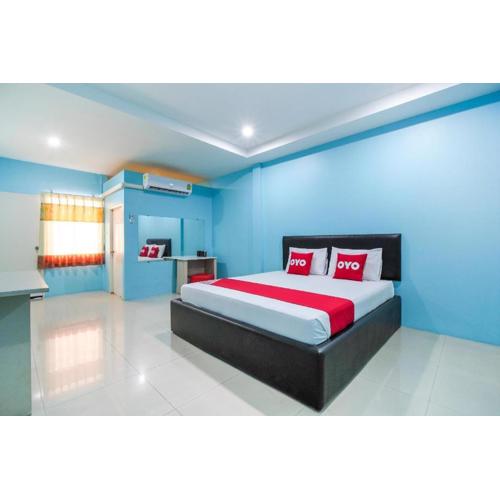 OYO 622 Sixsense Hotel