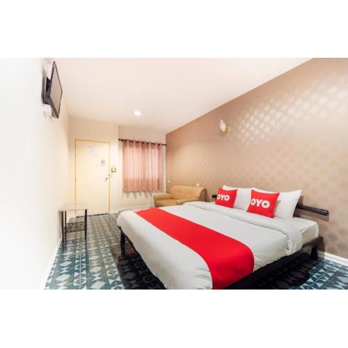 OYO 703 Koh Chang Riverside Resort