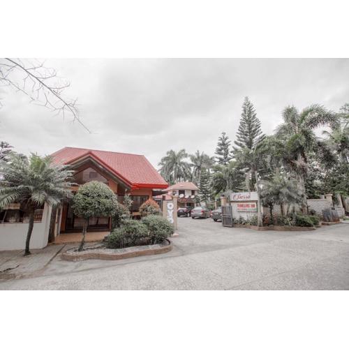 OYO 741 Sierra Travellers Inn