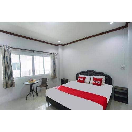 OYO 75394 Sakthong Grand Hotel