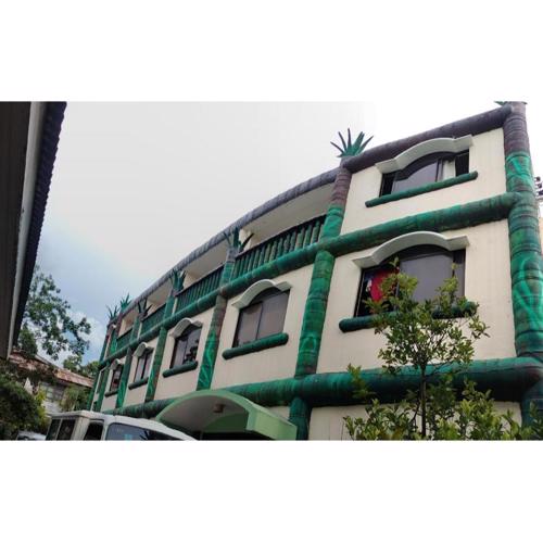 OYO 800 DDD Habitat Dormtel Bacolod