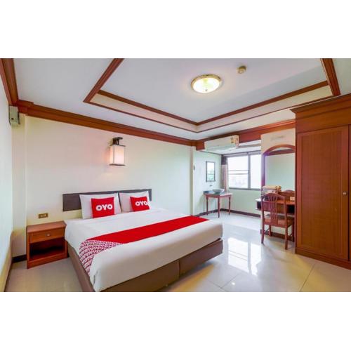 OYO 807 Suan Dok Kaew Hotel