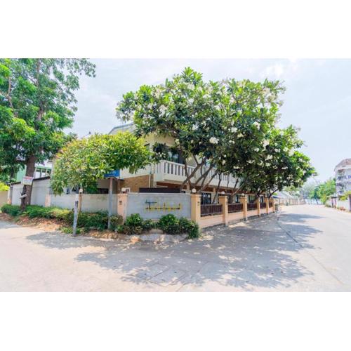 OYO 884 Baan Sang Chan Cha-am