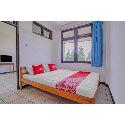 OYO 90352 Villa Agape 2