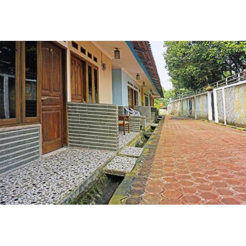 OYO 90369 An Nur Family Homestay Syariah