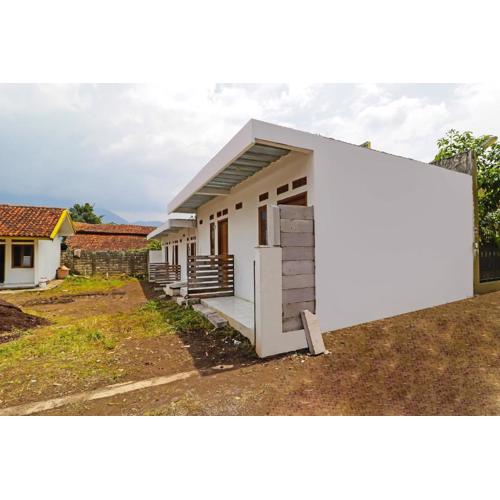 OYO 90809 Homestay Black Pink Merah Jambu Syariah