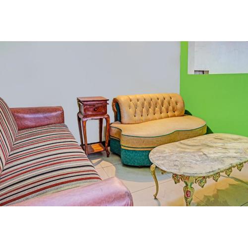 OYO 91599 Penginapan Mutiara Madiun