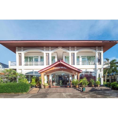 OYO 918 Kachapol Hotel